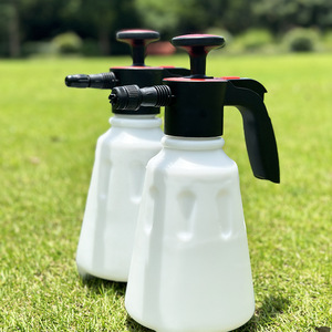 เครื่องพ่นโฟม 2 ลิตร วัสดุ PPPE สำหรับล้างรถ ดูแลรักษารถยนต์ และทำความสะอาดเฟอร์นิเจอร์ - Product Image 3