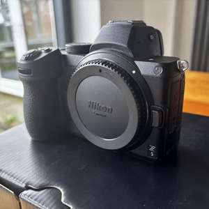 Cámara Profesional HFT Z5 sin Espejo de Formato Completo, <span class=keywords><strong>Solo</strong></span> Cuerpo, Video 4K, WiFi, Tarjeta SD, Fotografía, Venta al por Mayor - Product Image 1