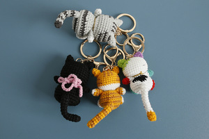Porte-clés en crochet personnalisé, porte-clés en tricot fait main, animal en peluche, cadeau personnalisé, vente en gros OEM - Product Image 4