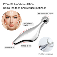 Rouleau de massage pour les yeux, grattoir Gua Sha, rouleau applicateur de sérum pour les yeux, outil de lifting et de raffermissement du visage pour les cernes et les poches