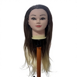 Tête de mannequin synthétique couleur ombrée, cheveux noirs à blonds pour la pratique de la coupe, du tressage et du coiffage - Product Image 2