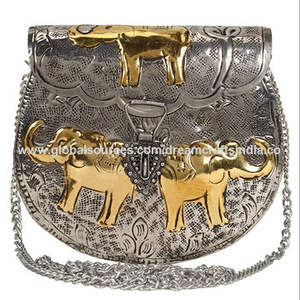 Sac à main vintage en laiton fait à la main avec éléphant en relief en laiton bicolore Sacs à bandoulière en métal Porte-monnaie pour femmes - Product Image 3