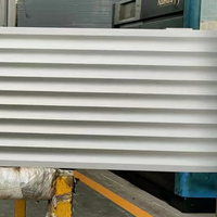 Panneaux d'isolation rainurés en mousse XPS, EPS ou PIR, utilisés comme matériaux d'isolation thermique pour les systèmes de chauffage par le sol