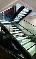 Escalier intérieur en métal au design moderne, garde-corps en métal et en verre, monoléger, forme droite, pour appartements, villas, taille personnalisée