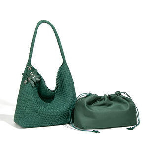 Women's Bucket Bag Plush Fabric Tote Bag Large Capacity Tote Trending Star Charm Shoulder Bag Fashionable Casual Crossbody Bag - Product Image 6