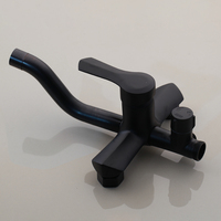 Mitigeur de douche de pluie à une poignée noir mat Robinet de bain de style classique avec noyau de valve en céramique polie