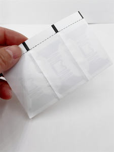 Etiqueta Adhesiva Mini UHF RFID con Chip G2iM Personalizada, Rollo de Etiquetas de Papel con Rango de Lectura de 7m para Libros de Biblioteca - Product Image 1