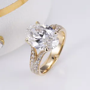 Perhiasan mewah 2023 cincin berlian moissanite kustom cincin pertunangan wanita pernikahan emas 18K