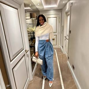 YLN8693 2026 Nuevos Jeans de Mezclilla de Cintura Alta y Corte Holgado para Mujer, Estilo Urbano, con Pierna Ancha y Caída - Product Image 2