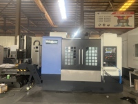 Centre d'usinage vertical CNC VMC1265, fraiseuse de haute précision, grand déplacement pour pièces métalliques de moules automobiles