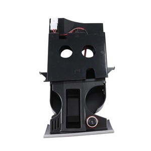 Porte-gobelet Volkswagen T5 7H285860171N 7H285860130T Côté conducteur avant - Product Image 3
