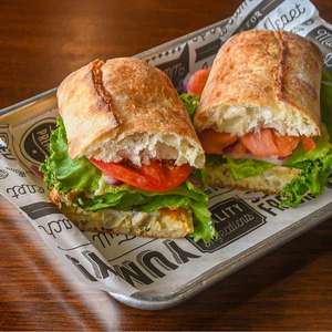 Papel Encerado Antigrasa con Logotipo Personalizado de Grado Alimenticio para Pizza, Sándwiches, Azúcar y Empaque de Alimentos Reciclable - Product Image 4