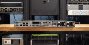 Serveur rack 1U Intel Xeon E-2400 PowerEdge R360, 128 Go de mémoire DDR5 4400 MT/s, SSD NVMe, GPU NVIDIA A2, serveur réseau d'entreprise - Product Image 2