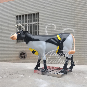 Bel Design colorato parco esterno personalizzato grandi dimensioni in fibra di vetro mucche giardino statue - Product Image 6