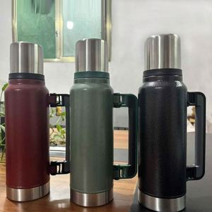 Bouteille isotherme sous vide en acier inoxydable de grande capacité (1,0 L, 1,4 L, 1,9 L) pour sports de plein air avec poignée - Product Image 2