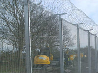 Panneau de clôture en maille de sécurité anti-escalade 358, 3,0 m, galvanisé, revêtement en poudre, modélisation 3D pour la protection des infrastructures, personnalisable
