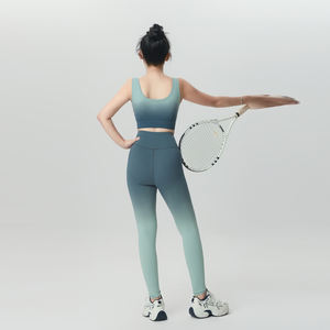 กางเกงโยคะเอวสูงไล่เฉดสี ผ้าไนลอนเนื้อนุ่ม สวมใส่สบาย เหมาะสำหรับพักผ่อน พร้อมโลโก้สั่งทำ ชุดเลกกิ้งโยคะผู้หญิง 2 ชิ้น สวมใส่สบาย - Product Image 2
