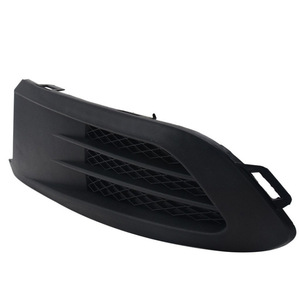 Cubierta de rejilla para luz antiniebla delantera izquierda de parachoques para Volkswagen Jetta Mk6, 5C68536659B9, de plástico, instalación sin perforación - Product Image 1