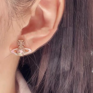 Pendientes de Lujo Empress Dowager, Chapados en Oro, con Forma de Mariposa, Novedad, Joyería de Moda Fresca y Elegante para Mujer - Product Image 3