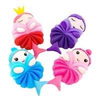 Éponge de bain en forme de poupée pour enfants, exfoliante, sans douleur, design de dessin animé, matériau PE, nettoyage, élimination des peaux mortes