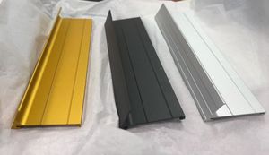 Placa de identificación personalizada con logotipo grabado, placa de identificación de metal cepillado, placa de identificación de perfil de extrusión de aluminio anodizado de alto brillo - Product Image 3