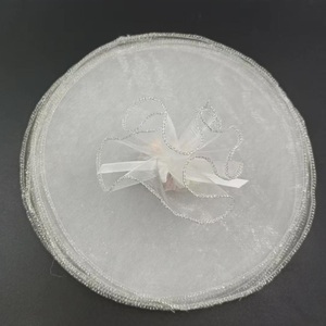 Cercles en tulle organza brillant personnalisés de 22,5 cm (9 pouces) de diamètre, blancs <span class=keywords><strong>au</strong></span> <span class=keywords><strong>centre</strong></span> avec des cercles scintillants en bordure, pour la décoration de fête - Product Image 4