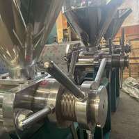 Nouvelle machine d'extraction d'huile à vis double usage (froide et chaude) de 200 à 350 kg/h pour le pressage d'huile de soja, de noix de coco et de colza