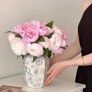 Bouquet de pivoines artificielles en soie rose foncé et blanche, haute simulation, pour mariage, décoration intérieure et accessoires de photographie - Product Image 2