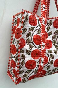 Sac fourre-tout matelassé en coton, imprimé à la main, avec coutures de qualité supérieure, pour voyage et shopping - Product Image 4