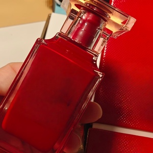 Le <span class=keywords><strong>jasmin</strong></span> adoucit la douceur, le musc laisse un parfum chaud et la fille coquette laisse une fragrance persistante pendant longtemps. - Product Image 4