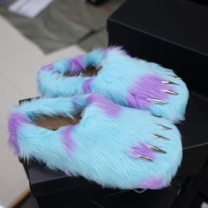 Pantoufles en fourrure en forme de patte d'ours unisexe à bout ouvert avec griffes métalliques, confortables pour l'intérieur et l'extérieur, chaussures d'hiver pour la maison - Product Image 5