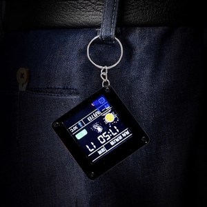 <span class=keywords><strong>ESP32</strong></span> C3 <span class=keywords><strong>1</strong></span>.<span class=keywords><strong>44</strong></span>インチLCDディスプレイポータブルミニTVデスクトップ小型オーナメントキャリーオンペンダントLVGLスペースマン電子モジュールキット - Product Image 3