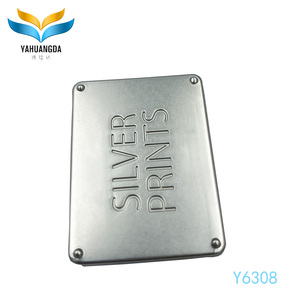 Tùy Chỉnh Sang Trọng Kẽm Hợp Kim Kim Loại Thẻ Túi Khắc Dập Nổi Tên Xây Dựng Thương Hiệu Kim Loại Logo Nhãn Tag Cho Túi Xách - Product Image 5