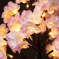 Pohon Bunga Artifisial Valentine Lampu LED 24 Dekorasi Bunga Mawar Pink 2700K Putih Hangat 4M USB Isi Ulang Dalam Ruangan