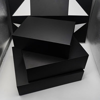 Kotak hadiah kardus hitam MOQ rendah tutup penutupan magnetik harga murah kotak kaku krim wajah bubuk longgar Krim Mata pembersih wajah