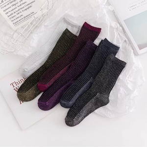 Chaussettes pour femmes de haute qualité, chaussettes mi-hautes verticales pour filles, mode printemps, fil doré et argenté, chaussettes de loisirs, chaussettes mi-hautes 2025 - Product Image 1