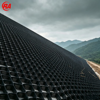 Георешетка из HDPE для стабилизации грунта и укрепления основания гравийных покрытий контейнерных площадок