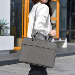 Sac à main pour ordinateur portable en cuir PU fin, imperméable, pour affaires, 15,6 pouces, grand sac fourre-tout, sac messager, sac à bandoulière pour homme, logo laser - Product Image 6