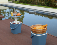 Table de camping moderne 2-en-1 avec poignée, glacière en plastique et seau à glace intégré pour boissons, idéale pour l'extérieur