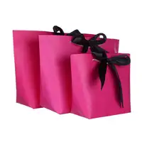 High-quality gift bag with bow_5 In Many Fun Patterns 