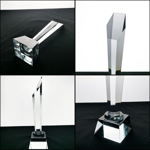 2023 nouveau fabricant de style en gros pas cher trophée de sport de <span class=keywords><strong>badminton</strong></span> en cristal clair pour le prix sportif medel - Product Image 5