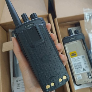 Motorola APX900 APX 900 tek bant taşınabilir kamu güvenliği için iki yönlü telsiz Walkie Talkie kamu işleri motorola
