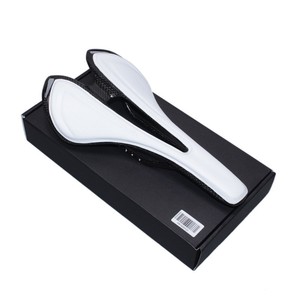 Sillín <span class=keywords><strong>de</strong></span> <span class=keywords><strong>bicicleta</strong></span> <span class=keywords><strong>de</strong></span> fibra <span class=keywords><strong>de</strong></span> carbono con diseño <span class=keywords><strong>de</strong></span> peso ligero estándar - Product Image 3