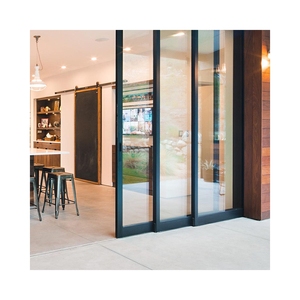 Porte d'entrée en aluminium sur mesure avec <span class=keywords><strong>ferronnerie</strong></span> artistique et détails artisanaux pour portes de villas de luxe - Product Image 1