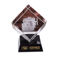 Cube de cristal personnalisé articles souvenirs gravure laser 3d trophée cube de cristal K9 carré prix cube de cristal
