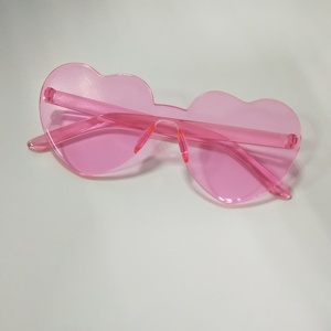 Gafas Transparentes sin Montura para Cosplay del Día de San Valentín, 12 Piezas, Gafas de Color Caramelo, Lentes de Sol sin Montura con Forma de Corazón Rosa - Product Image 3