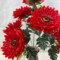 Buket Krisan Laba-laba Buatan Bunga Gerbera Palsu Sutra dengan Daun Hijau untuk Dekorasi Rangkaian Bunga Vas Rumah