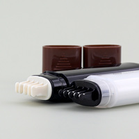 Bâtonnet de soin capillaire personnalisé en tube de plastique PP noir avec peigne denté – Matériau d'emballage, outil magique pour couvrir les cheveux blancs