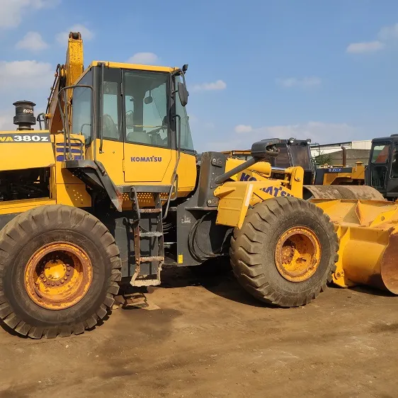 Komatsu wa380-6 cargadora de ruedas con menos horas de trabajo