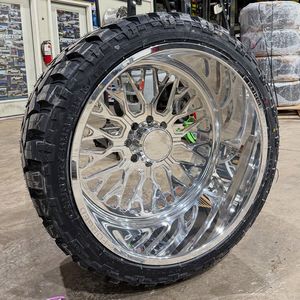 Maßgefertigte Tiefbett-Schmiedefelge für Liberty 6x139,7 6x5,5 8x6,5 8x170 8x180 20 22 24 26 Zoll LKW-Felge - Product Image 2